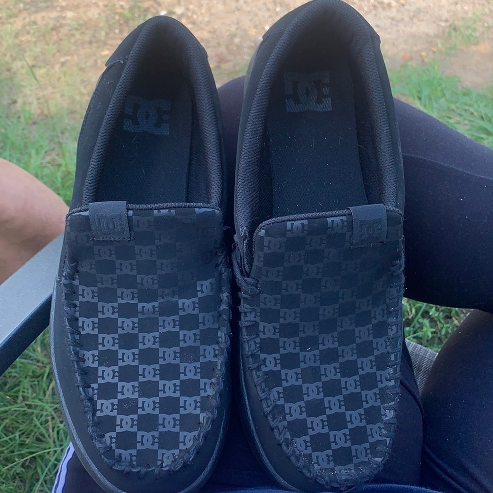 DC men’s shoes size 11.. only worn once